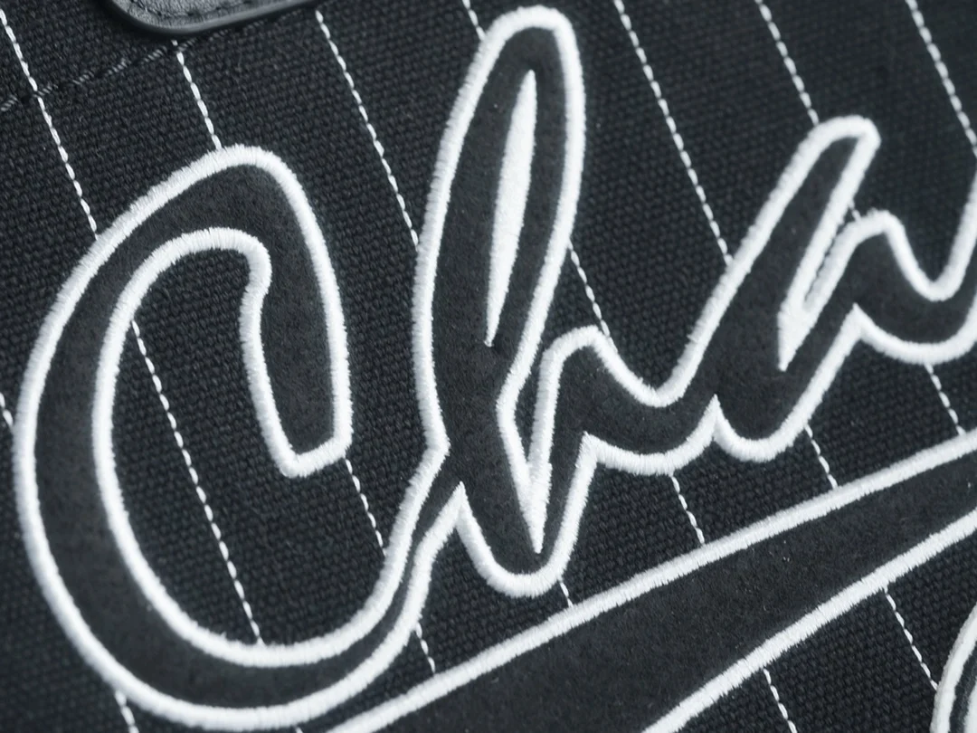 샤넬 맥시 쇼핑백 블랙(실버)