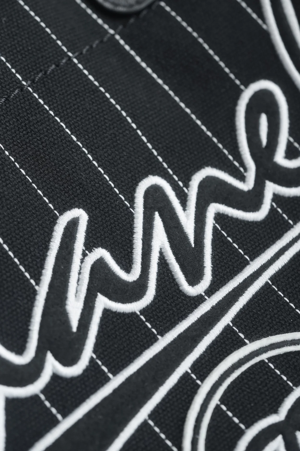 샤넬 맥시 쇼핑백 블랙(실버)