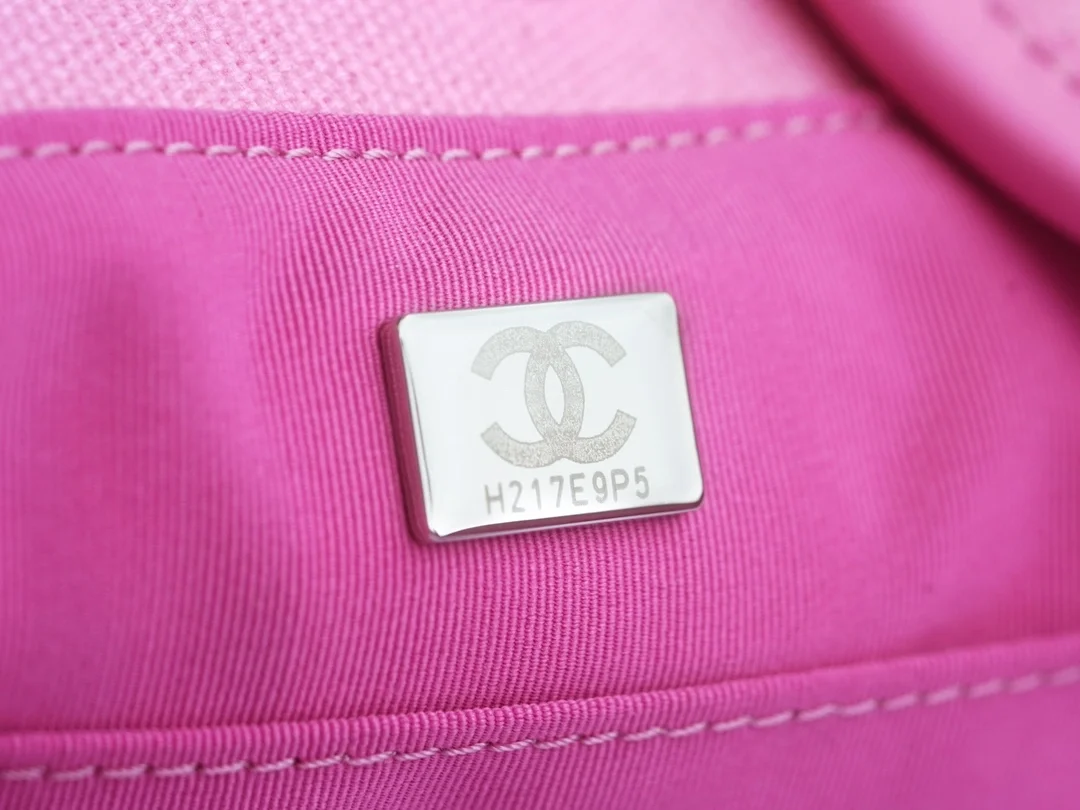 샤넬 맥시 쇼핑백 핑크