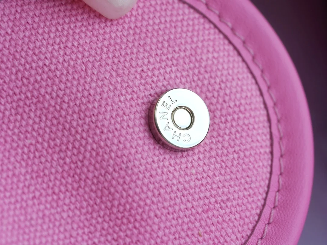 샤넬 맥시 쇼핑백 핑크