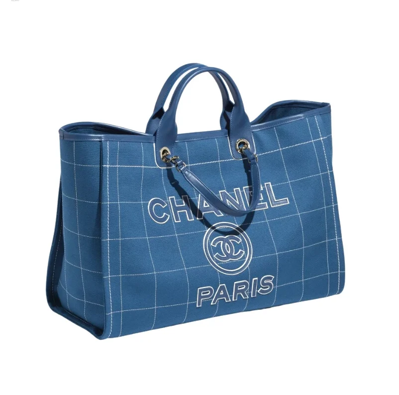 샤넬 맥시 쇼핑백 블루