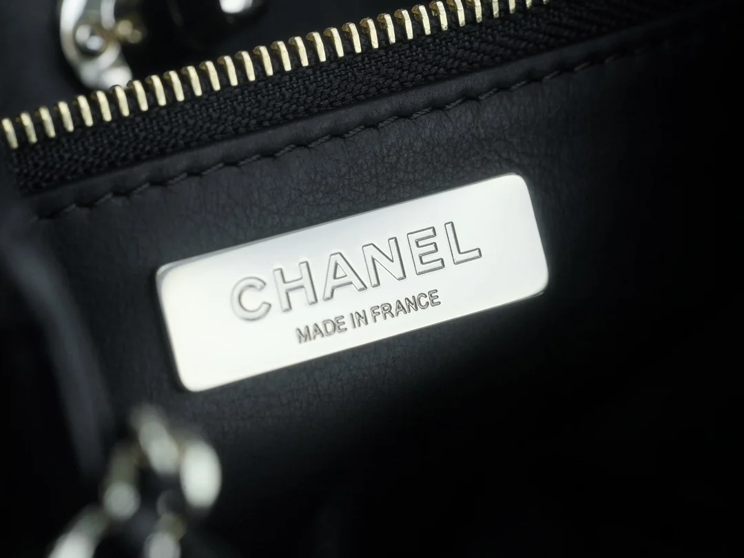 샤넬 31백 미니 쇼퍼 블랙