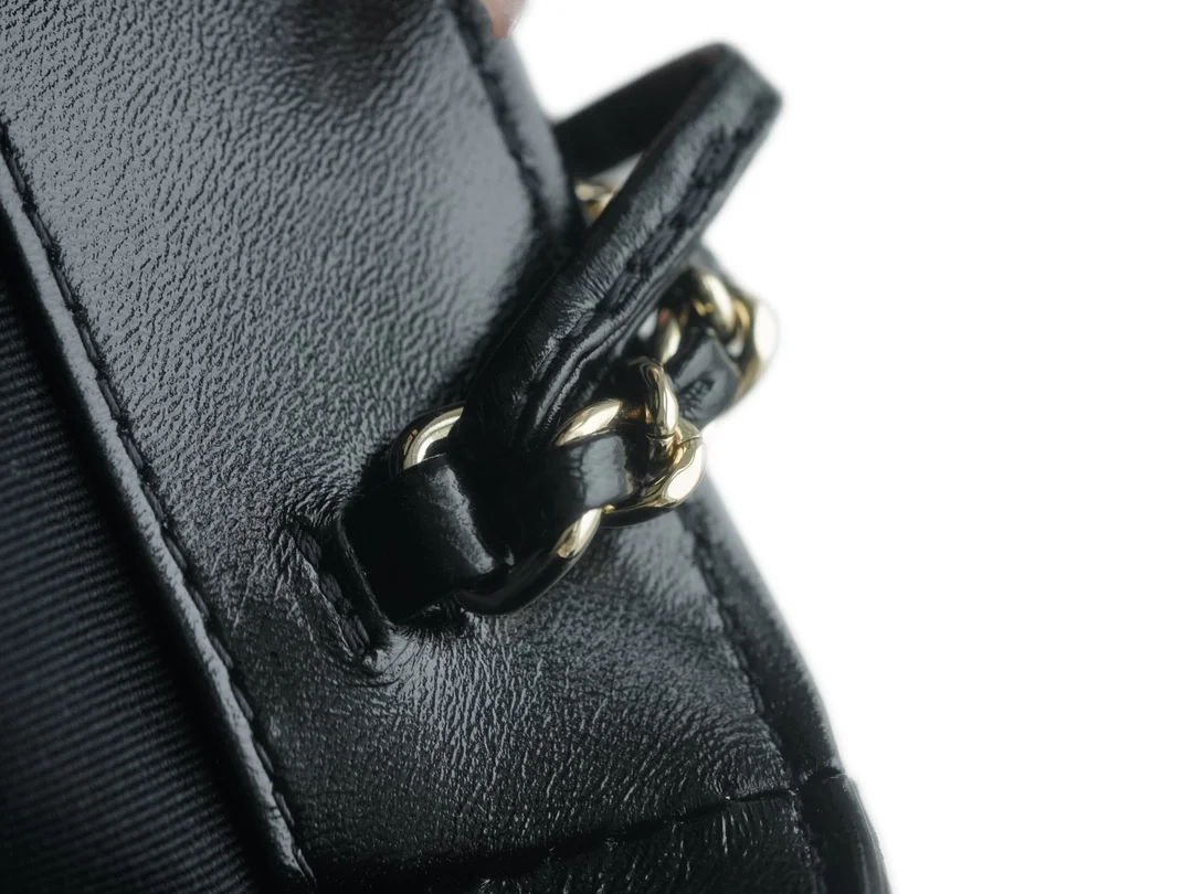 샤넬 24SS 31백 미디엄 가로버전 쇼퍼백