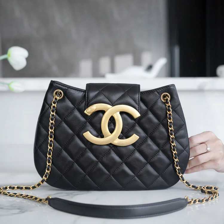 샤넬 24C 크루즈 메신저 백 라지 빅로고 퍼플 AS4609