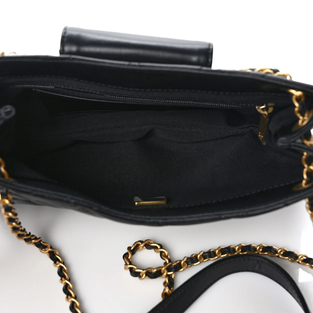 샤넬 24C 크루즈 메신저 백 라지 빅로고 퍼플 AS4609