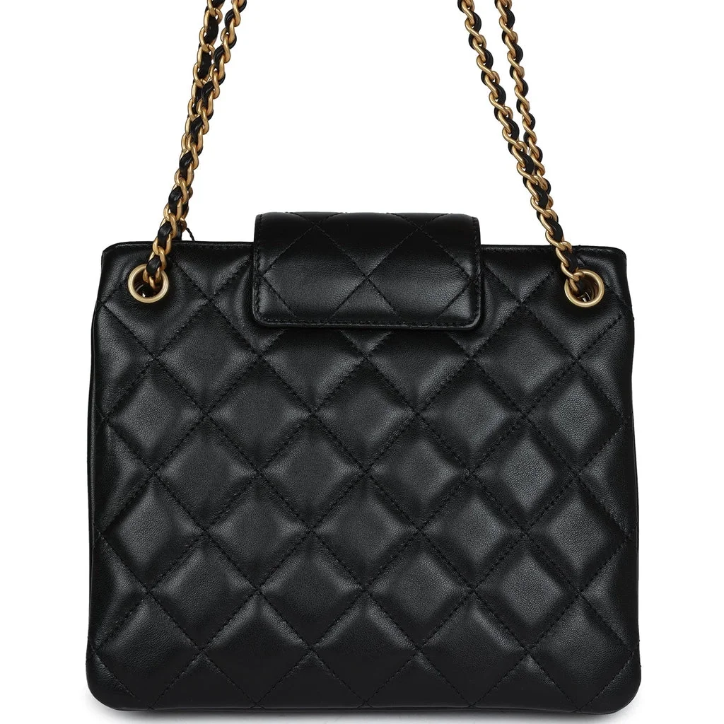 샤넬 24C 크루즈 레트로 라지 램스킨 블랙