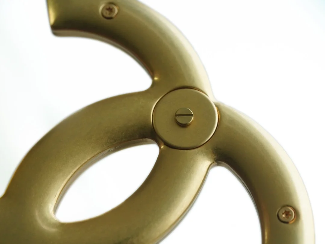 샤넬 24C 크루즈 메신저 백 스몰 빅로고 퍼플 AS4609