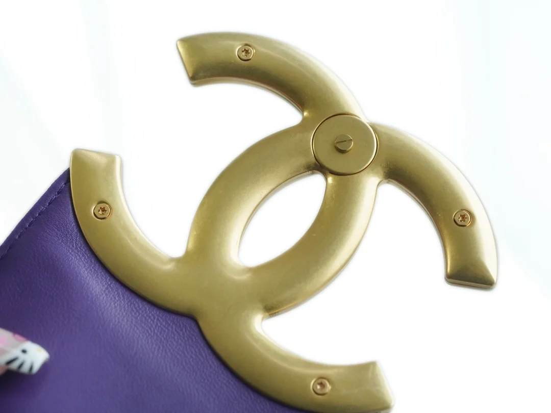 샤넬 24C 크루즈 메신저 백 스몰 빅로고 퍼플 AS4609