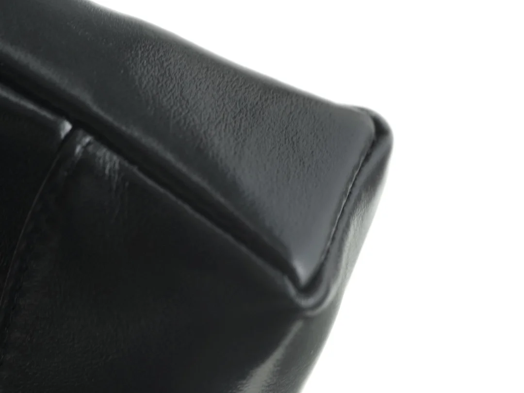 샤넬 24SS 31백 미니 체인 크로스 토트백 AP3656