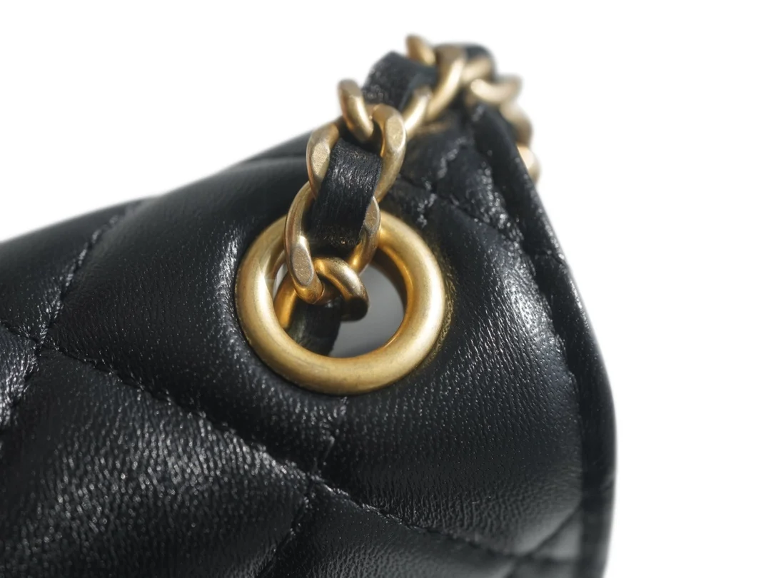 샤넬 골드볼 폰홀더백 블랙