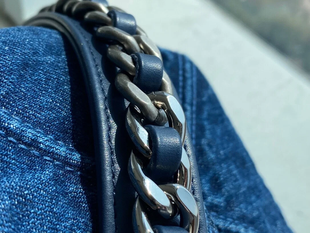 샤넬 19백 미디엄(스몰) 골드 체인 데님 블루