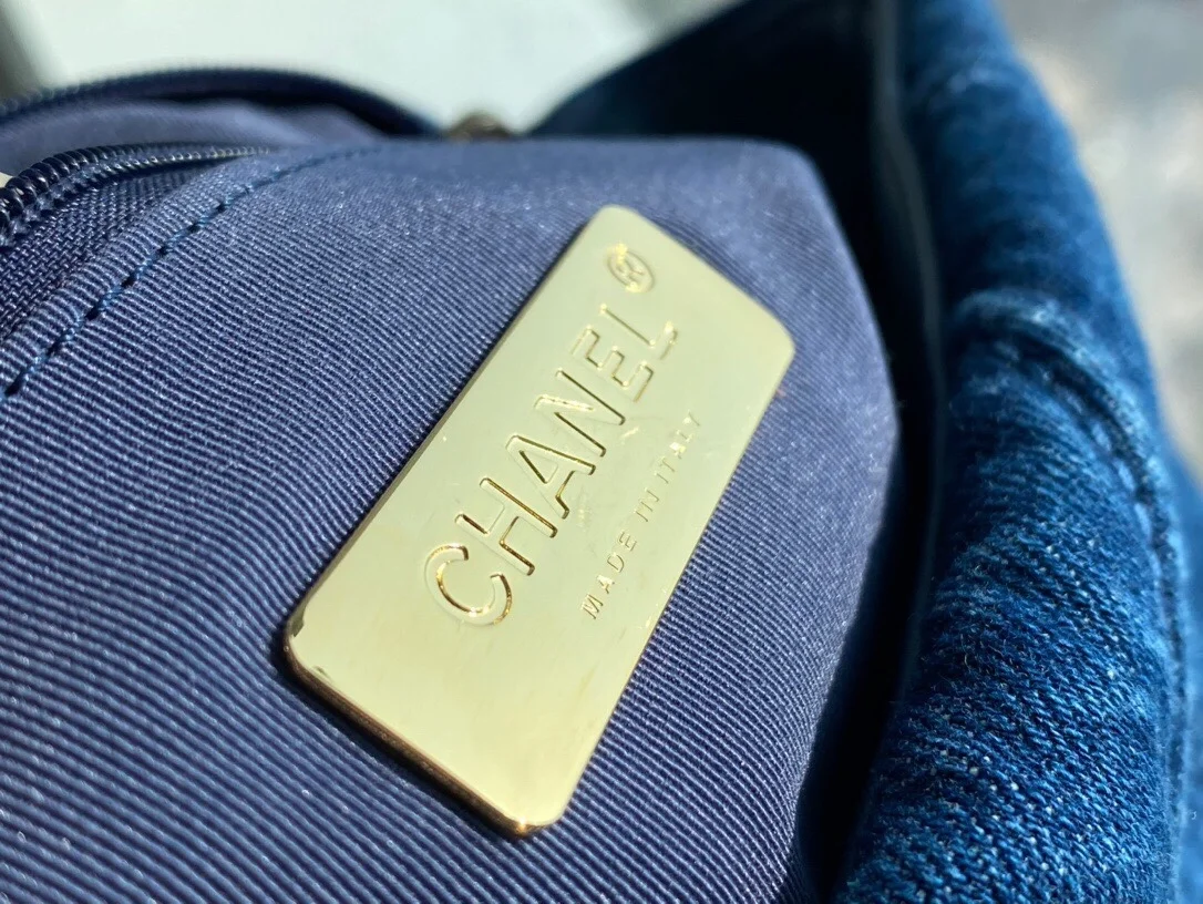 샤넬 19백 미디엄(스몰) 골드 체인 데님 블루