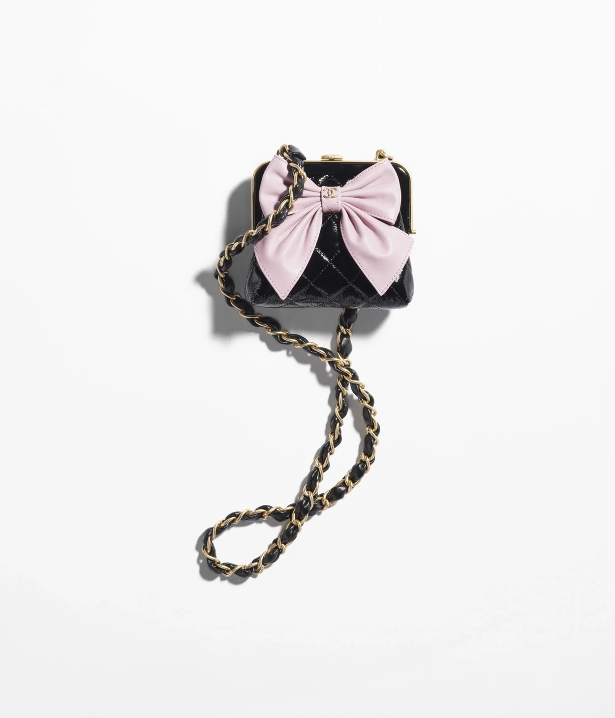 샤넬 샤이니 램스킨 패턴트 크럼플 체인 미니백