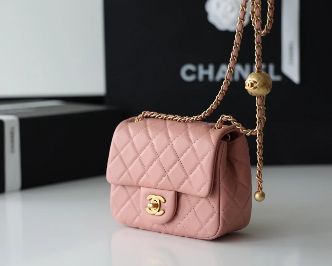 샤넬 램스킨 핑크 퀄트 미니백