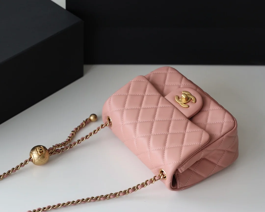 샤넬 램스킨 핑크 퀄트 미니백