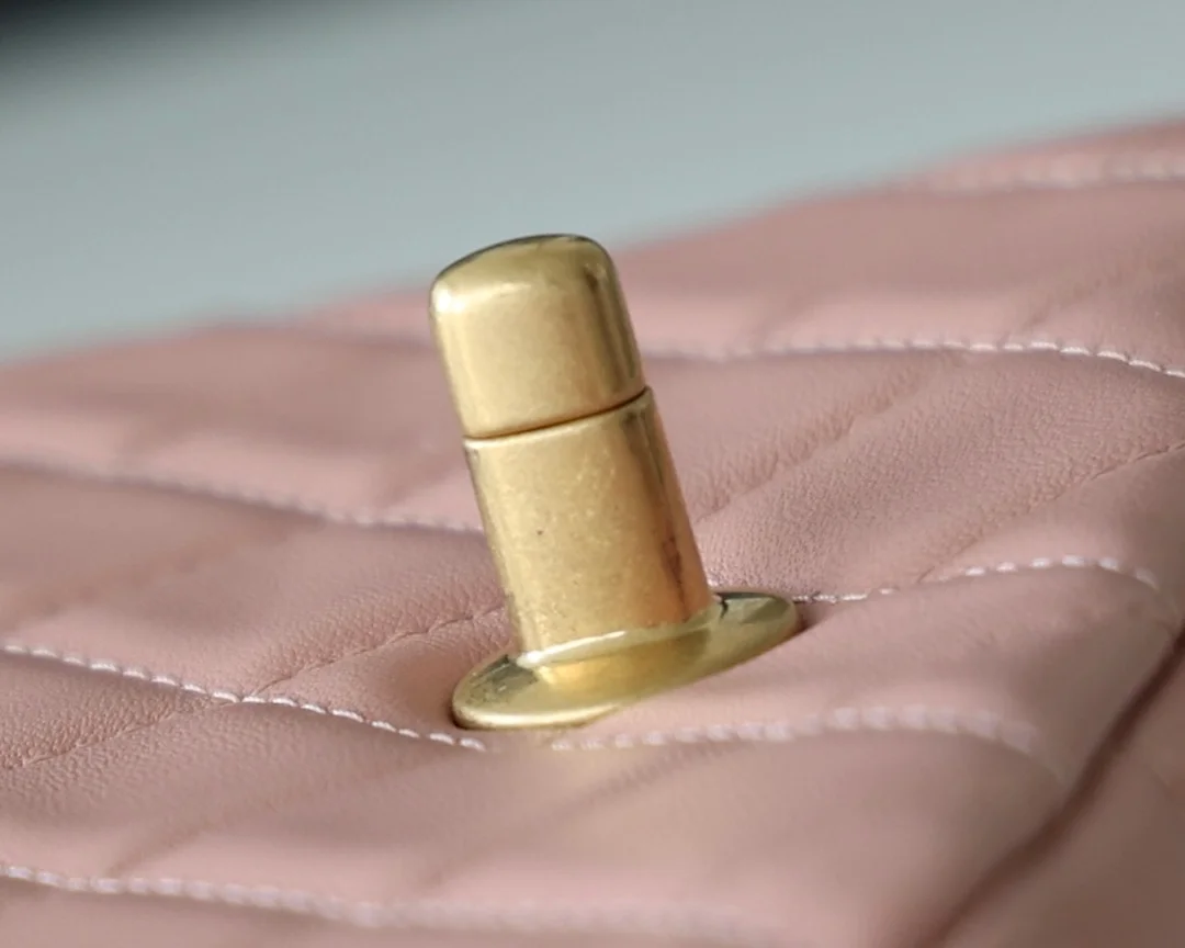 샤넬 램스킨 핑크 퀄트 미니백