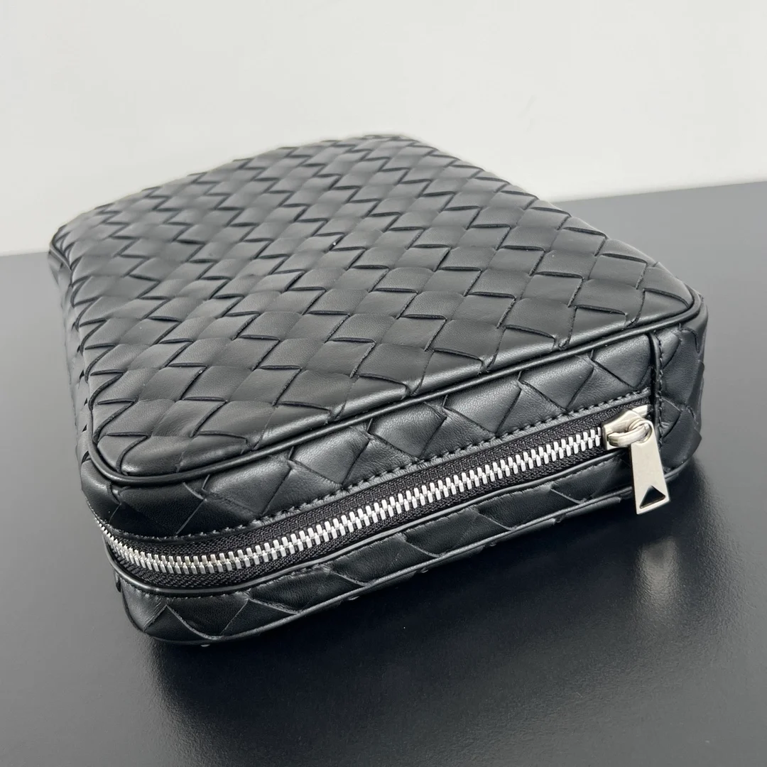 보테가 베네타 인트레치아토 라지 오거나이저 (2color)