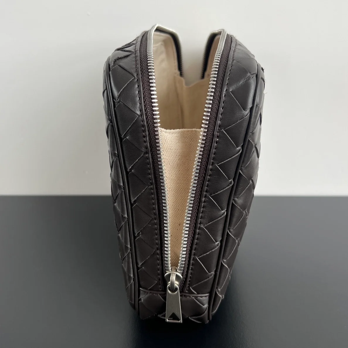 보테가 베네타 인트레치아토 라지 오거나이저 (2color)