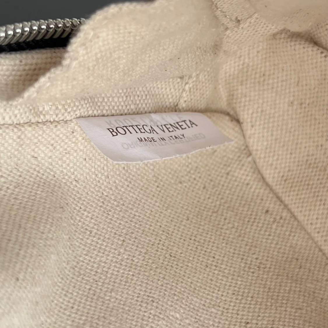 보테가 베네타 인트레치아토 스몰 오거나이저 (2color)