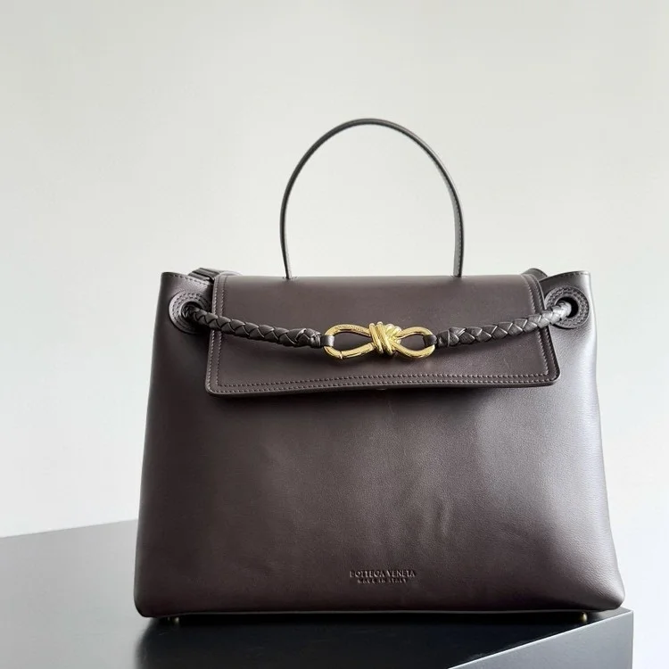 보테가 베네타 차오차오 토트백