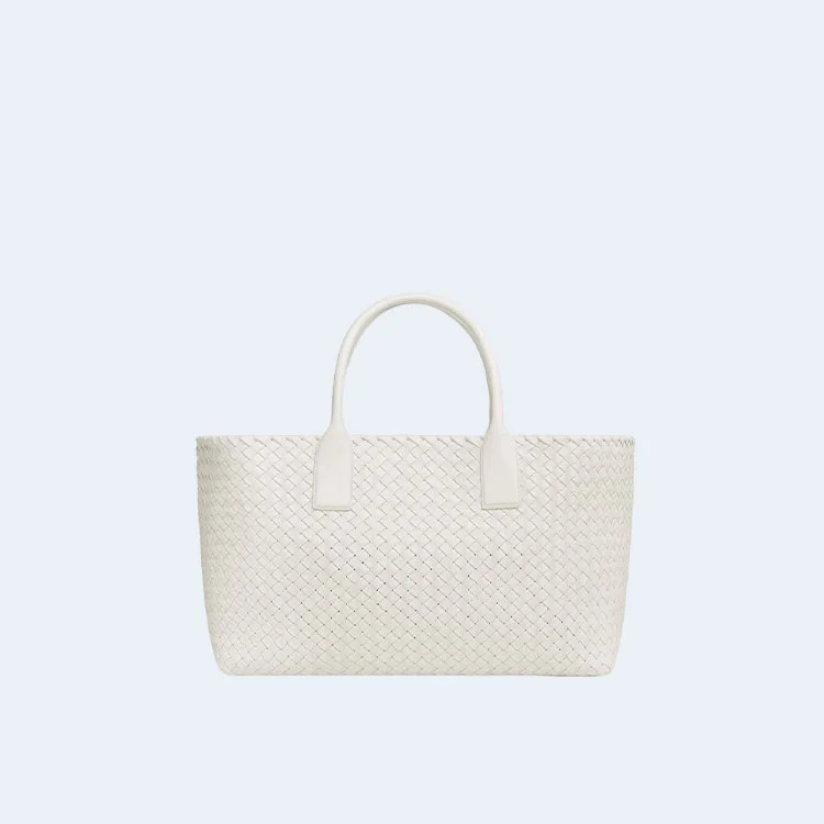 보테가 베네타 미디엄 까바백 화이트