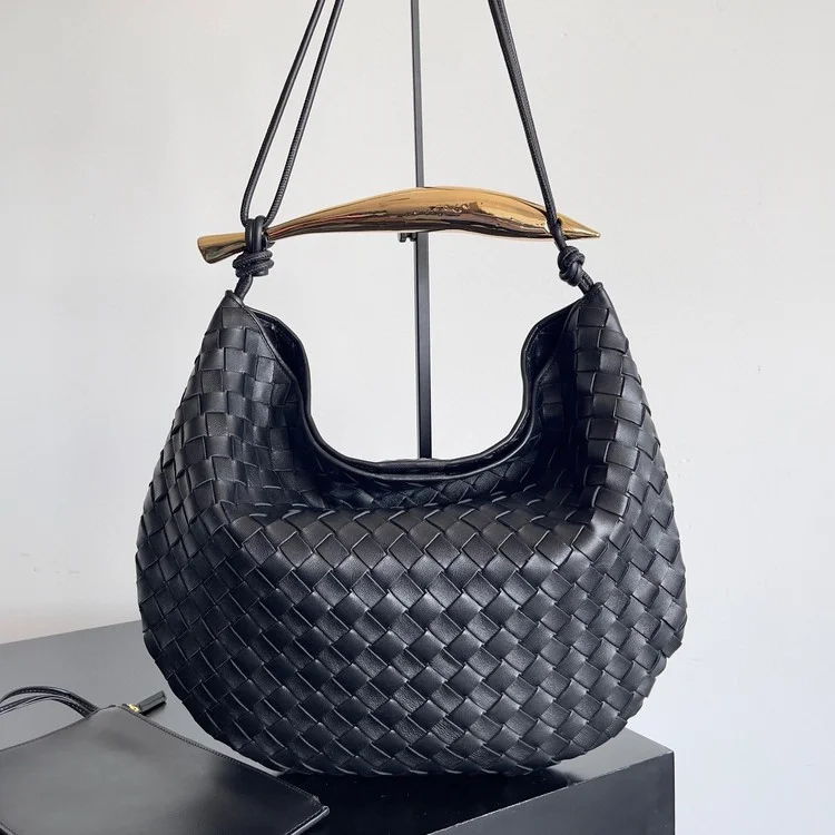 보테가 베네타 사르딘 숄더백 미디엄