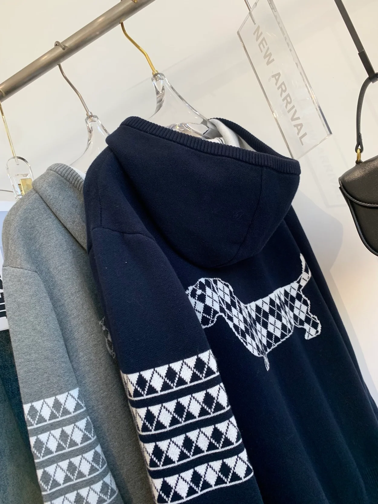 톰브라운 헥터 스웨터 후드 집업