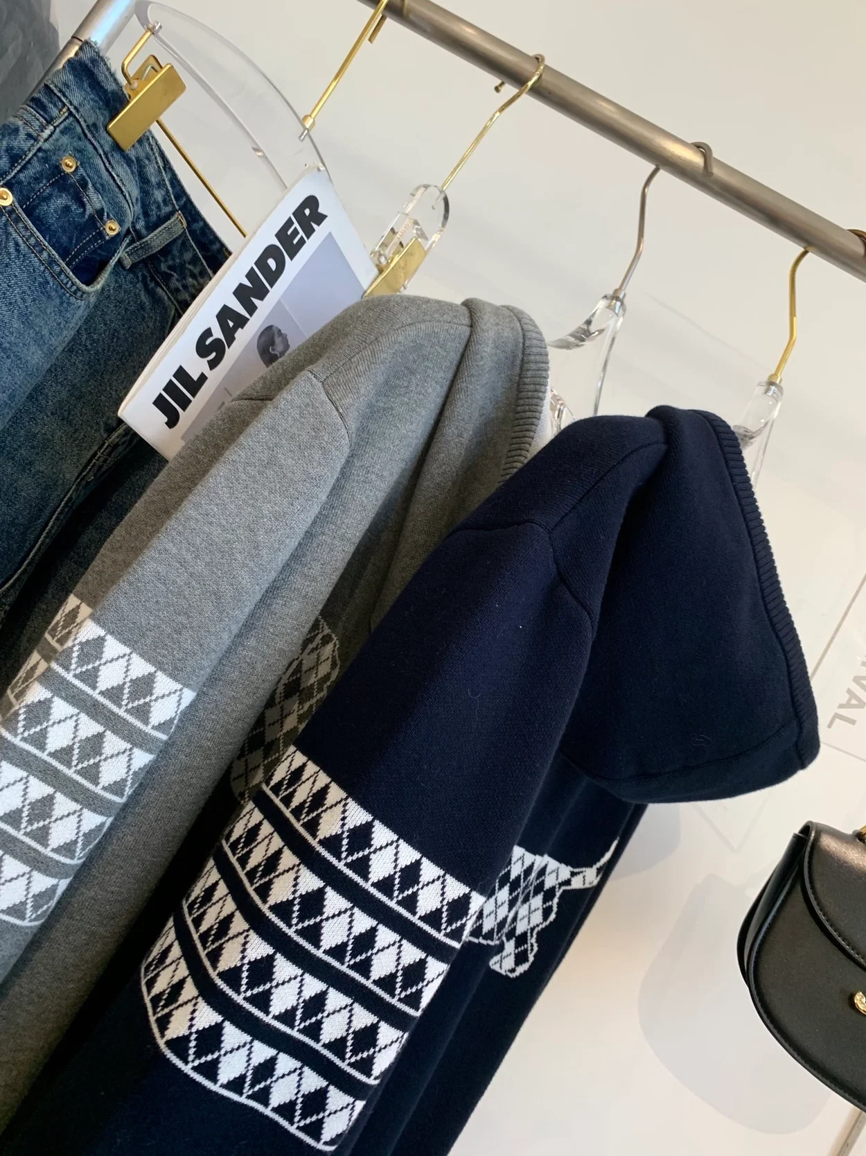 톰브라운 헥터 스웨터 후드 집업