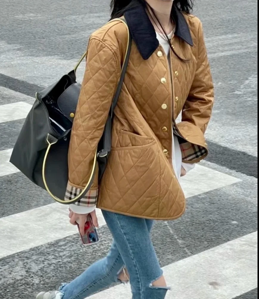 버버리 코듀로이 칼라 다이아몬드 퀄팅 자켓