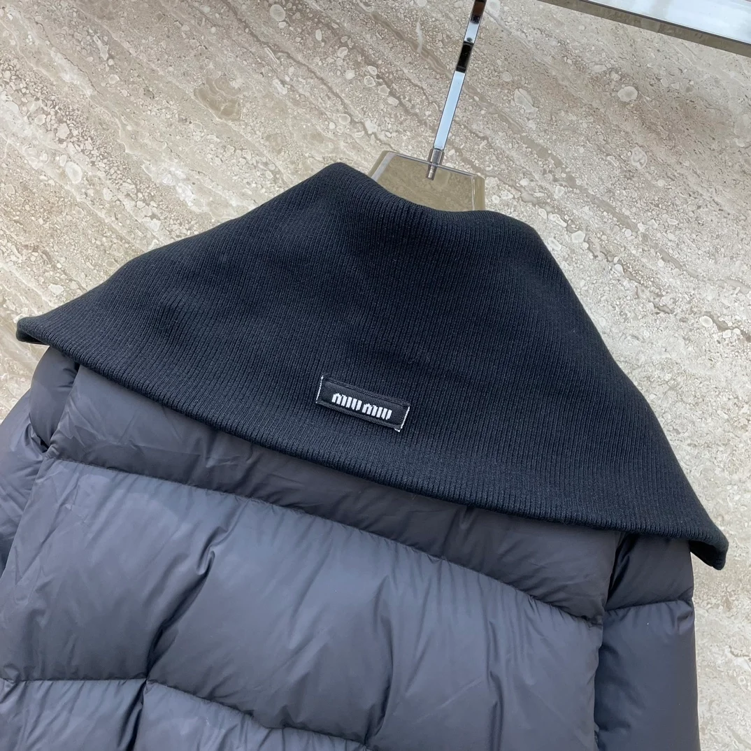 미우미우 크롭 다운 자켓
