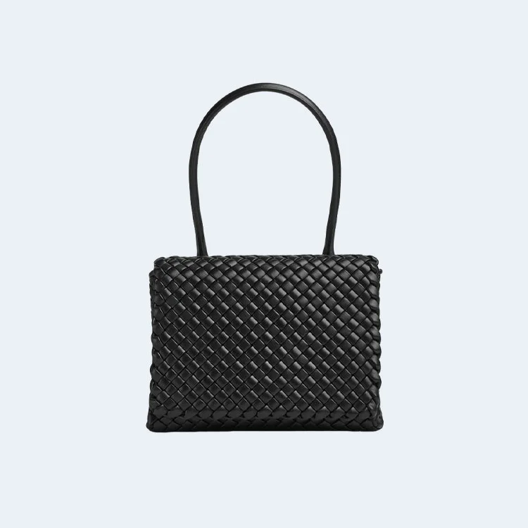 보테가 베네타 초크 패티 탑 핸들백 블랙