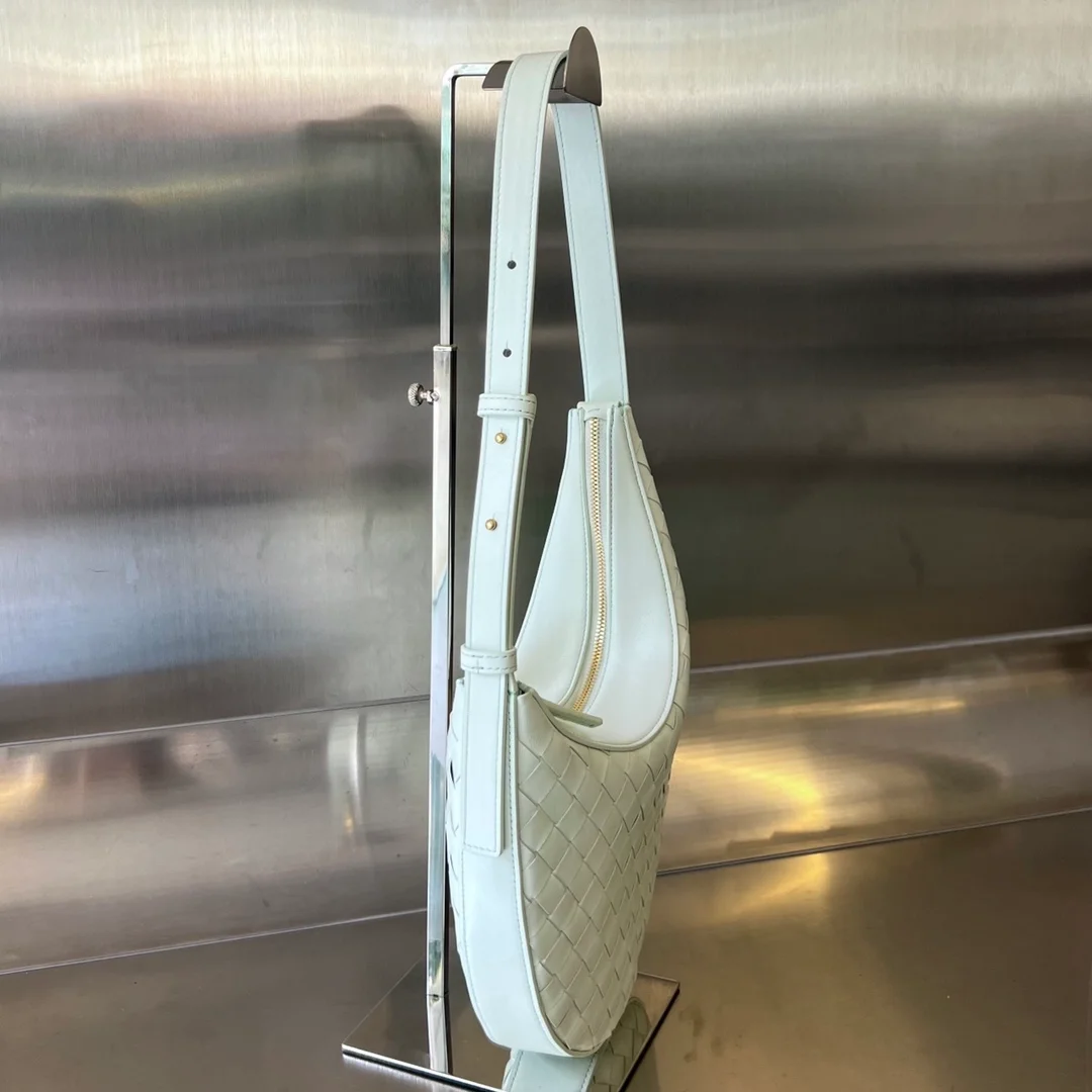 보테가 베네타 글라씨에스몰 드롭 핸드백