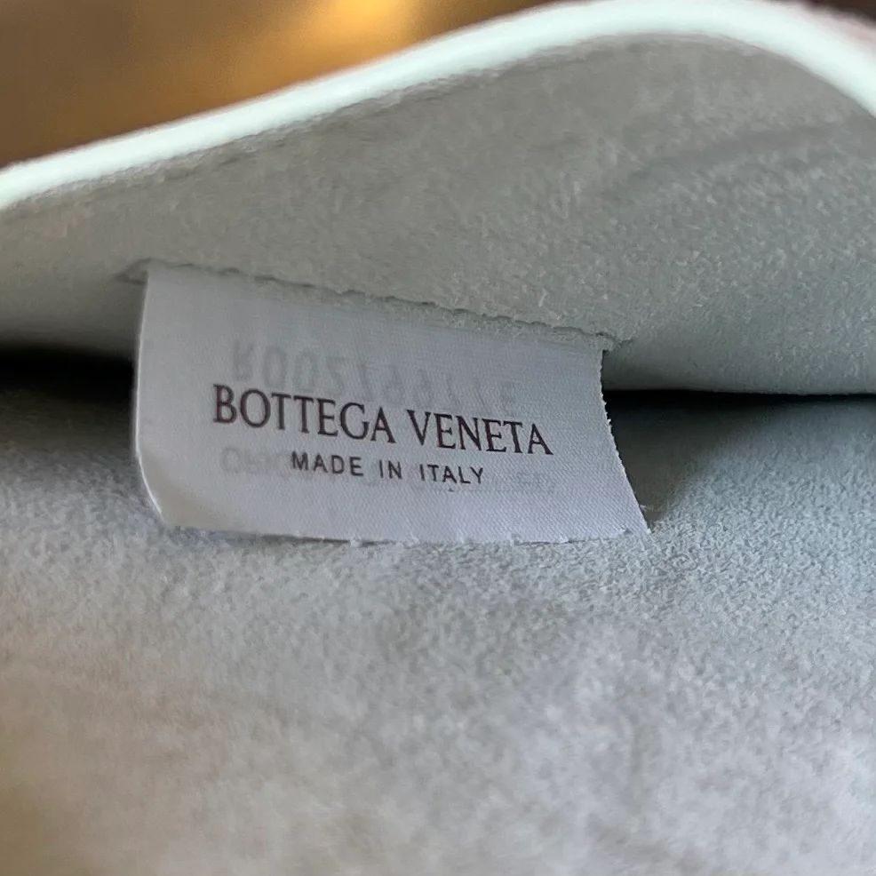 보테가 베네타 글라씨에스몰 드롭 핸드백