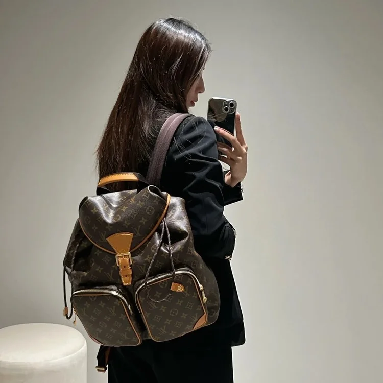 루이비통 몽수리 카고 백팩 M14015