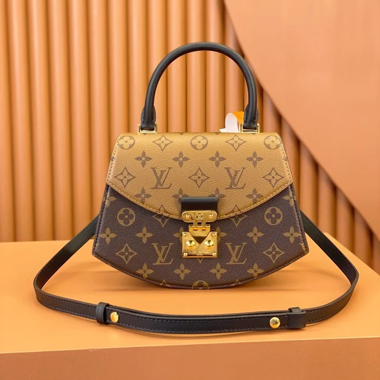 루이비통 틸시트 토트 백 M46548