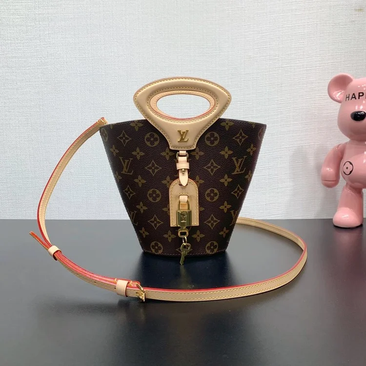 루이비통 리바쥬 BB 백 M14680