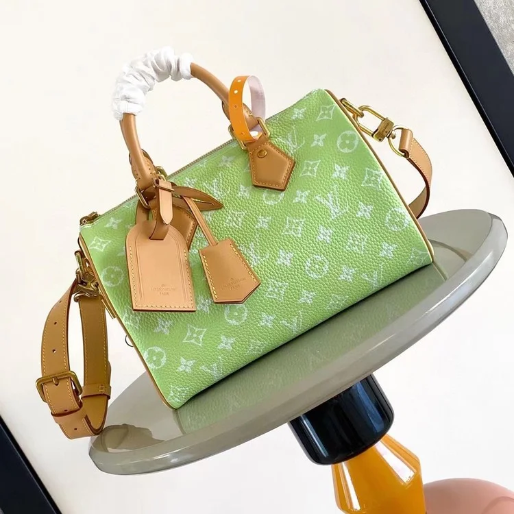 루이비통 런웨이 스피디 P9 반둘리에 25