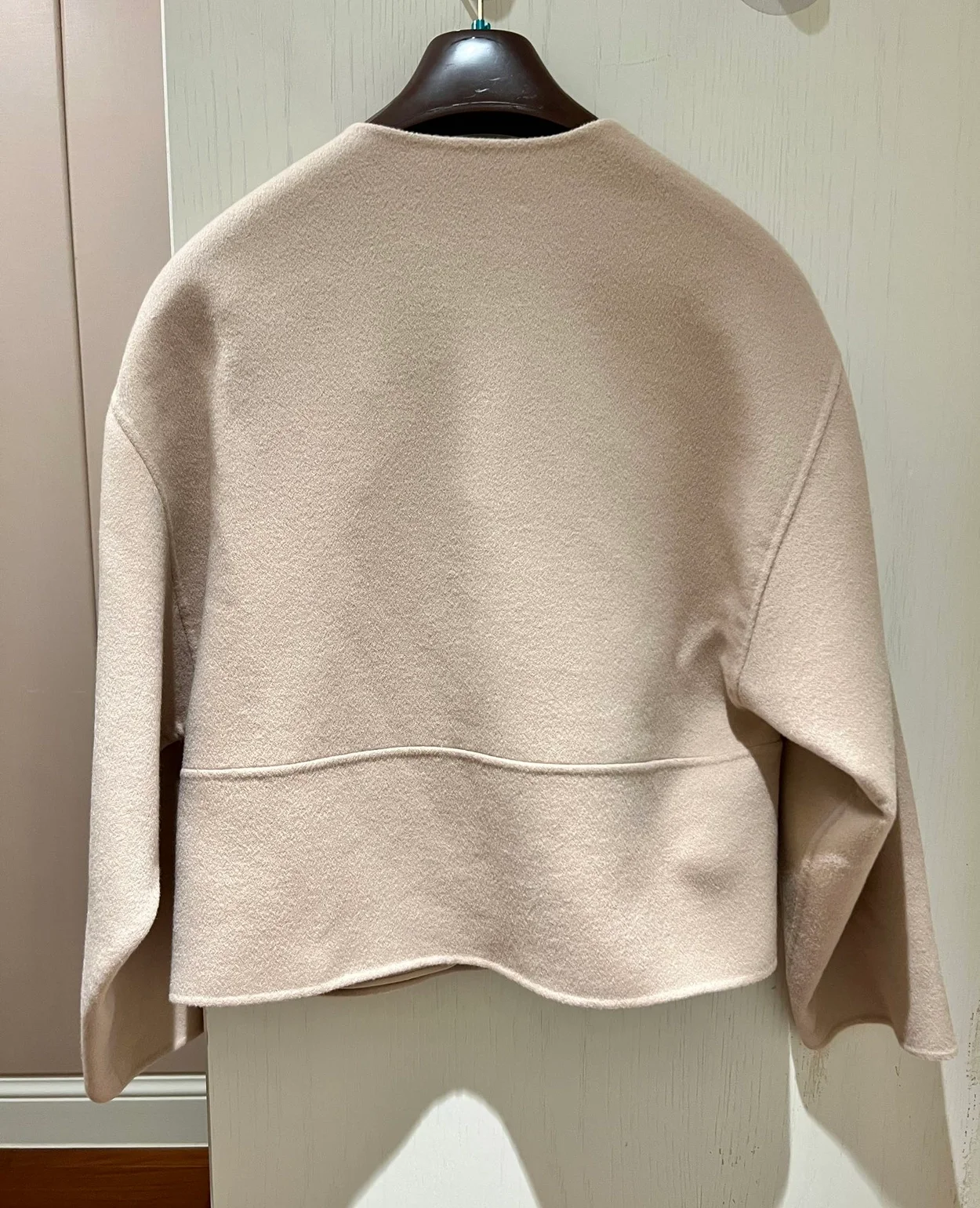 로로피아나 캐시미어 슈웨 자켓