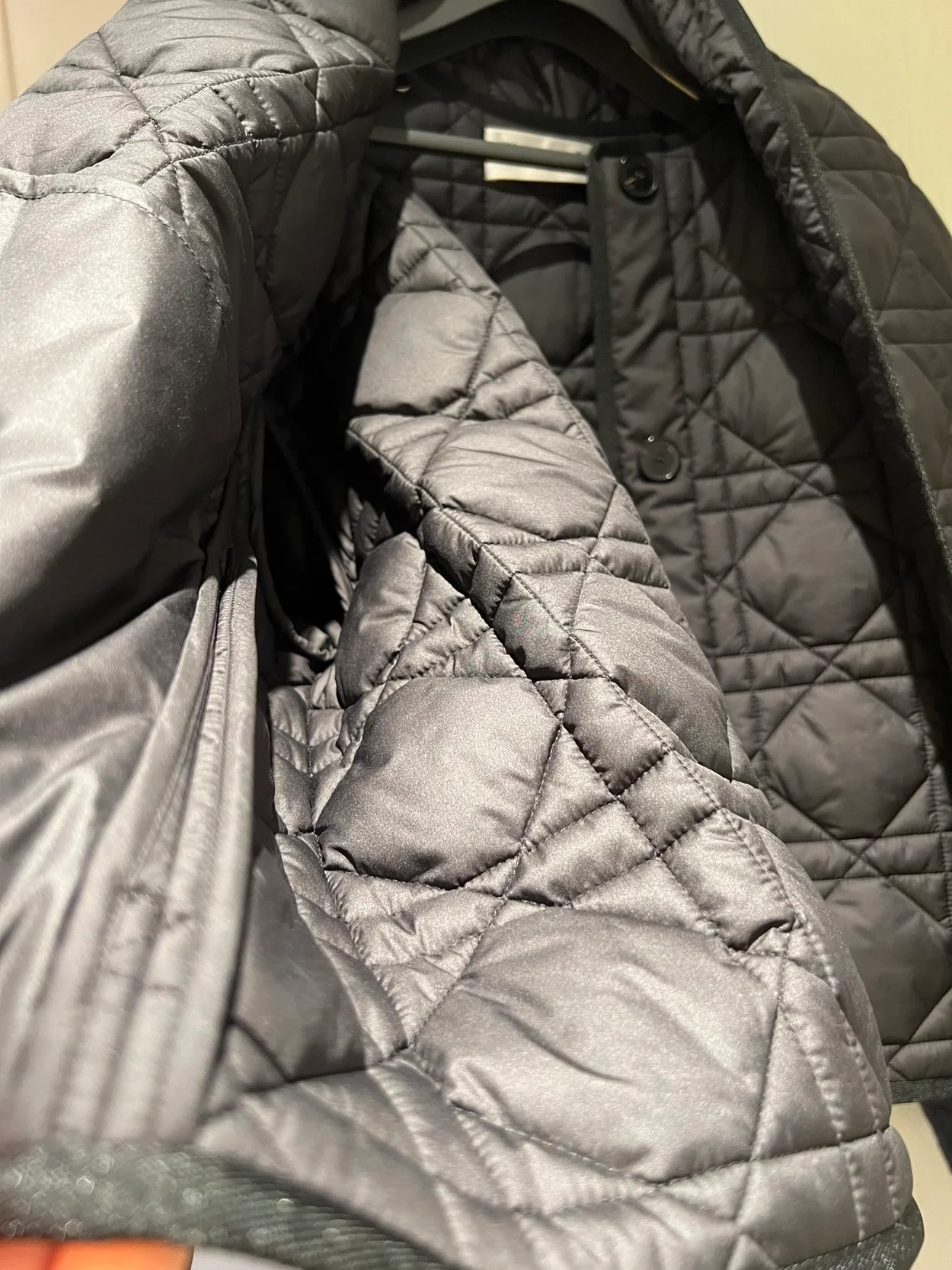 디올 크리스 크로스 매크로까나쥬 피코트