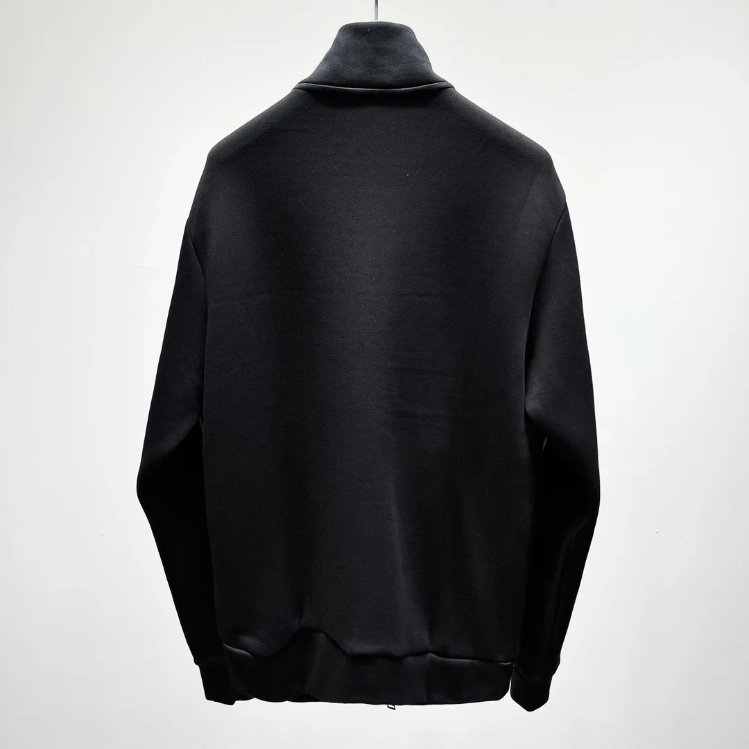 몽클레어 로고패치 하이넥 집업 자켓