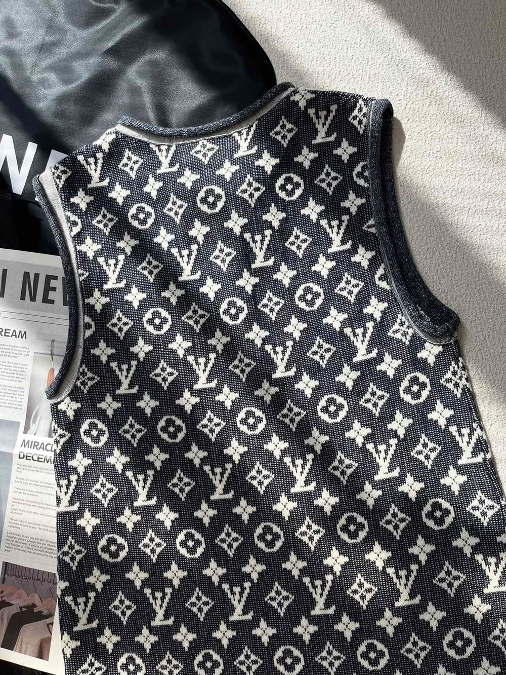 루이비통 모노그램 자카드 니트 드레스 1AFEJO