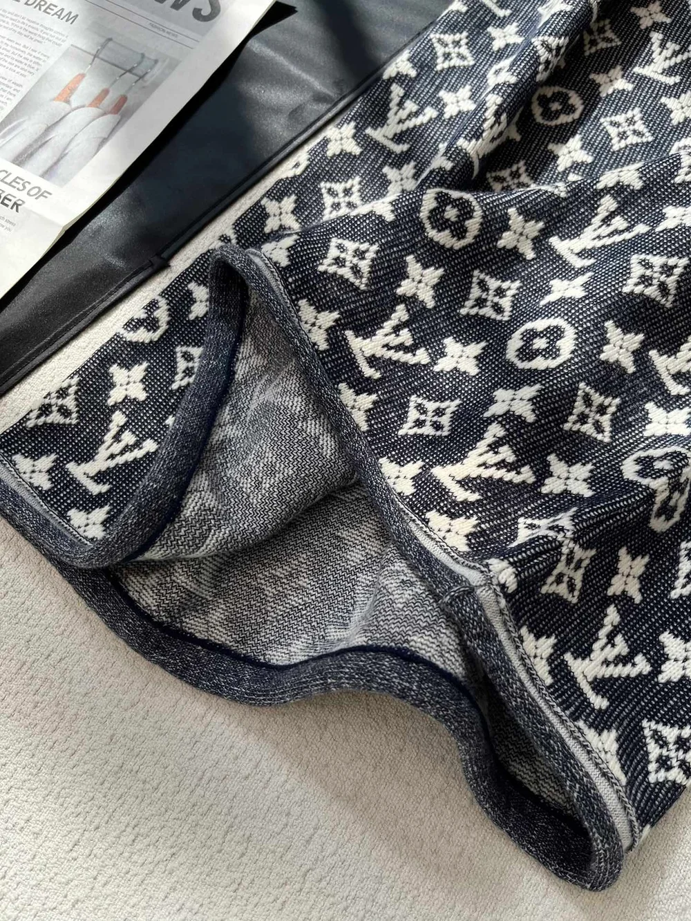 루이비통 모노그램 자카드 니트 드레스 1AFEJO