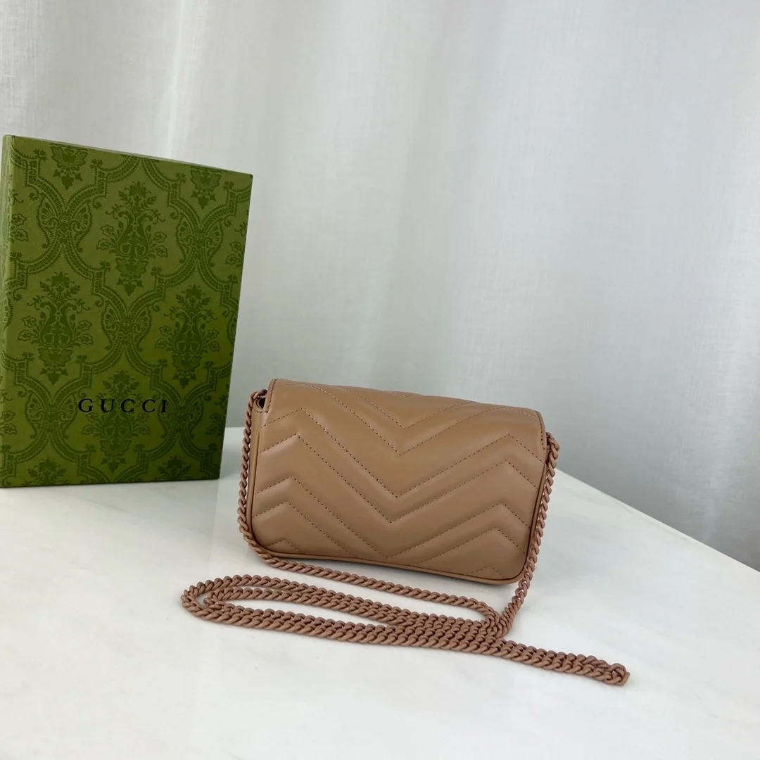 구찌 GG 마몬트 마틀라세 미니백