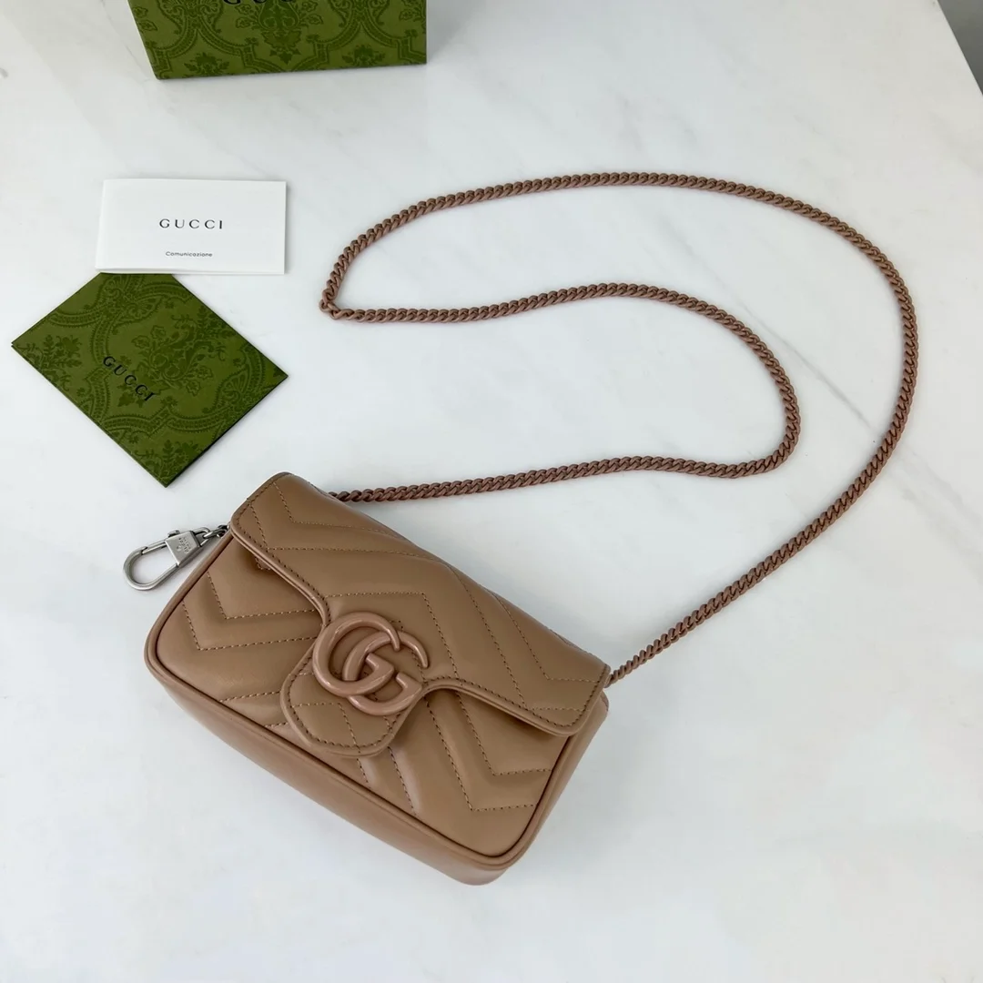 구찌 GG 마몬트 마틀라세 미니백