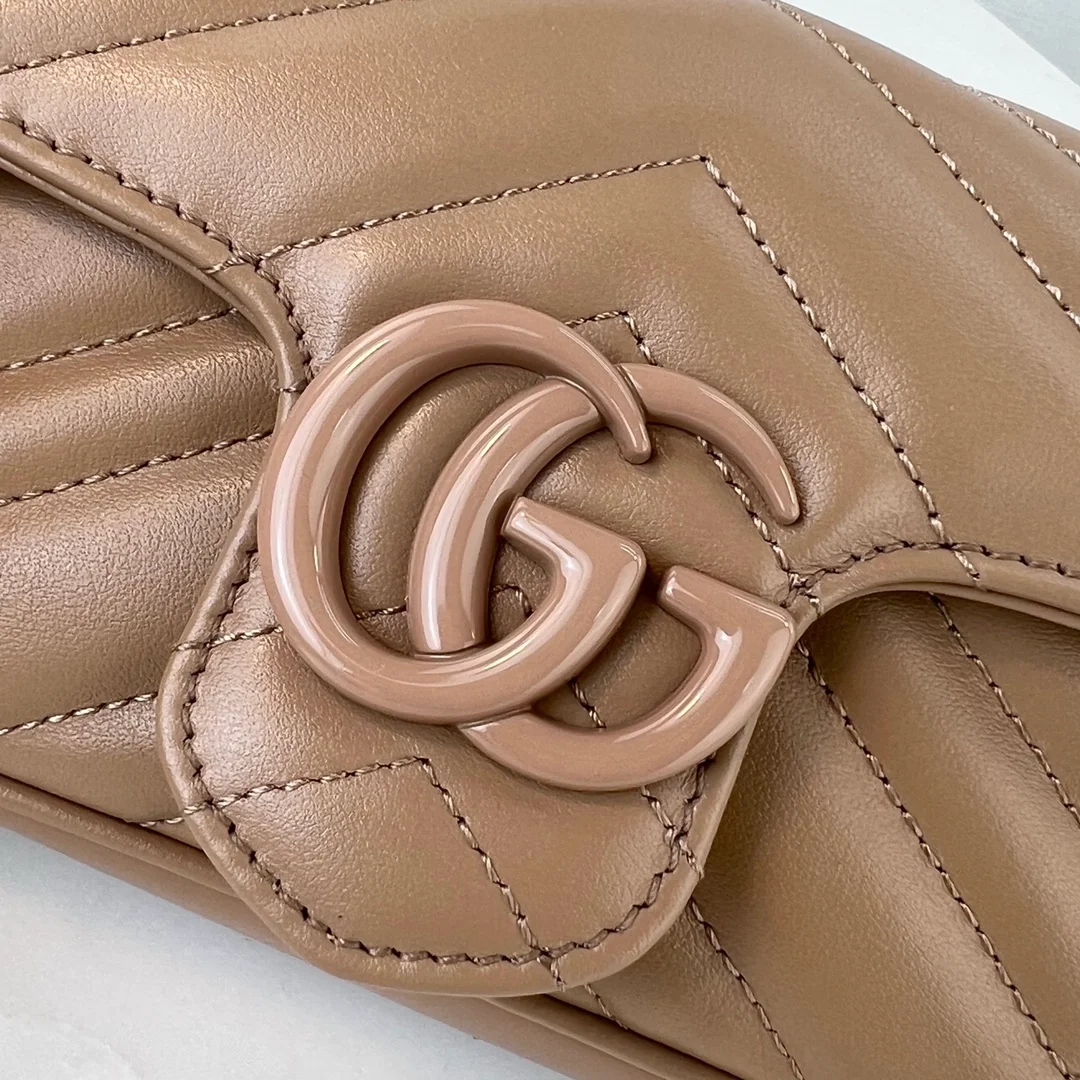 구찌 GG 마몬트 마틀라세 슈퍼 미니백