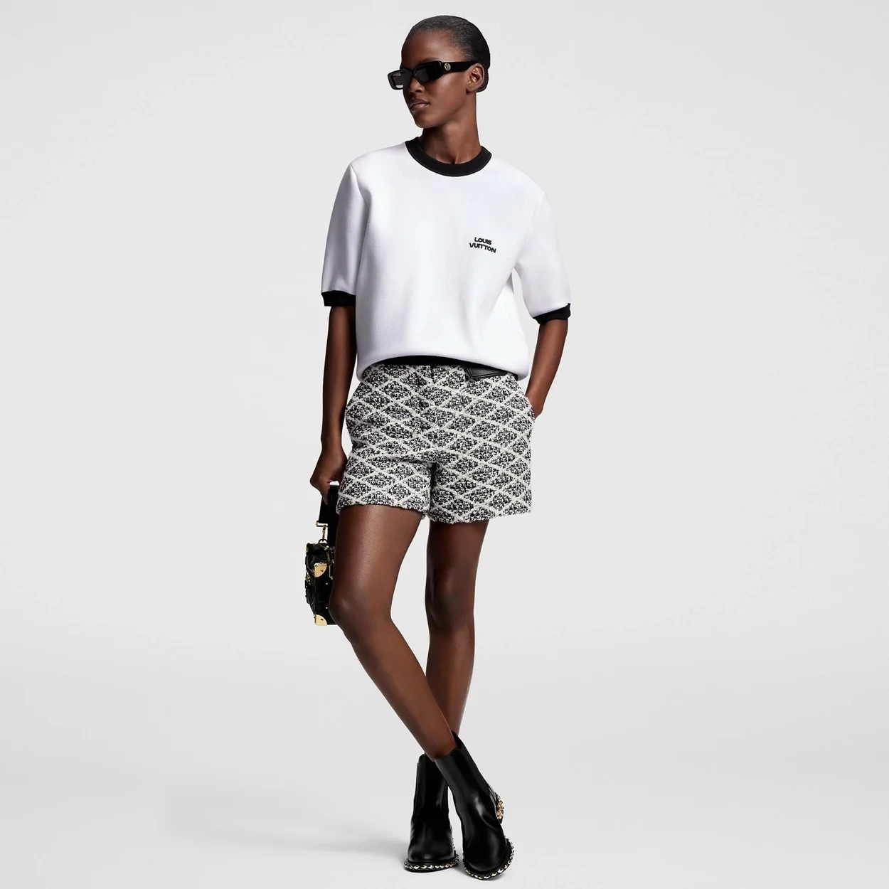 루이비통 그래픽 테크니컬 니트 풀오버