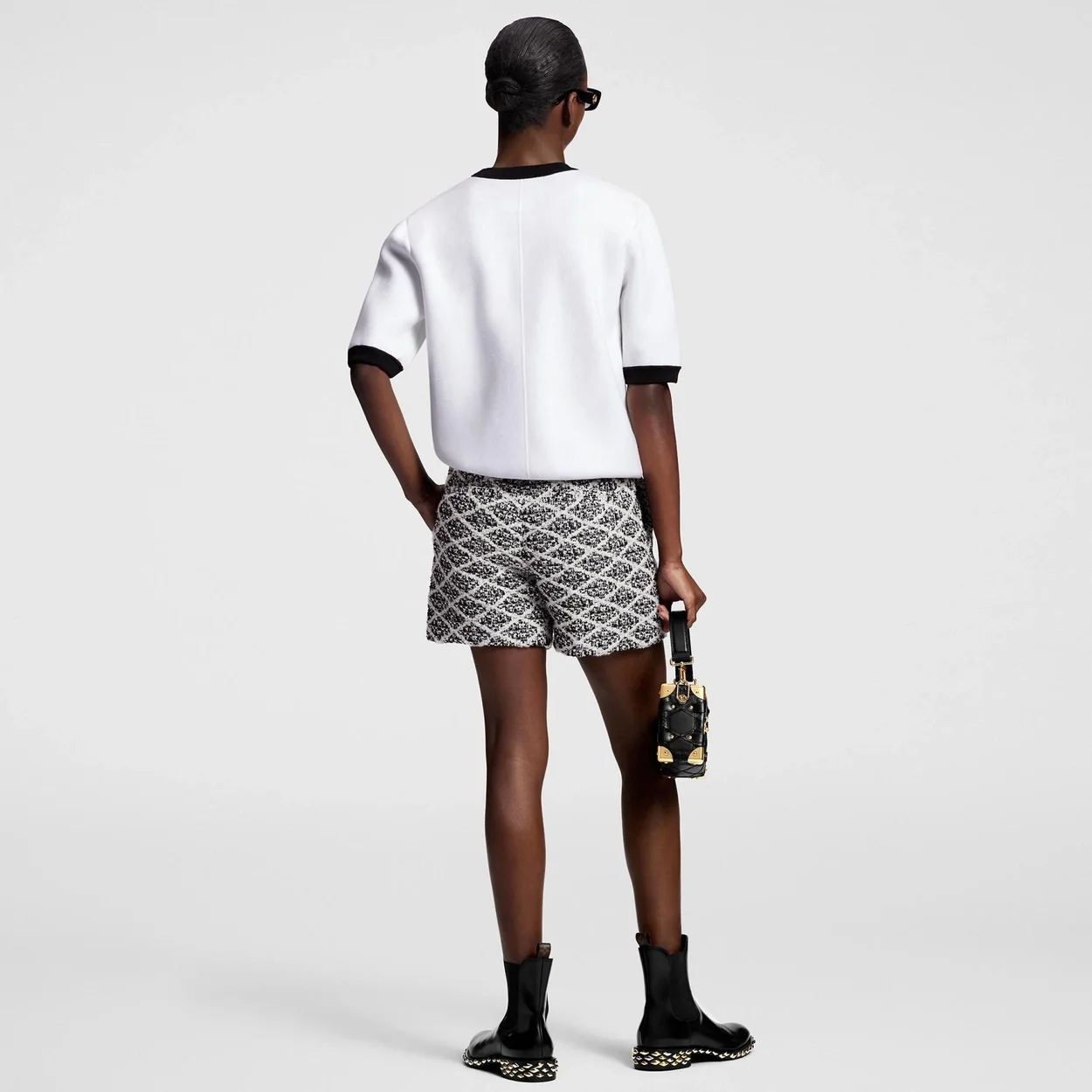 루이비통 그래픽 테크니컬 니트 풀오버