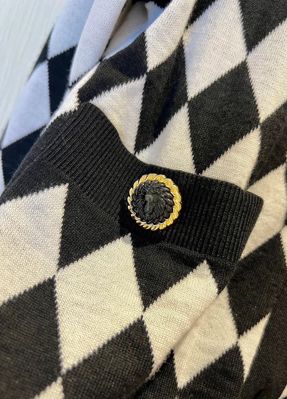 발망 다이아몬드 니트 가디건 블랙