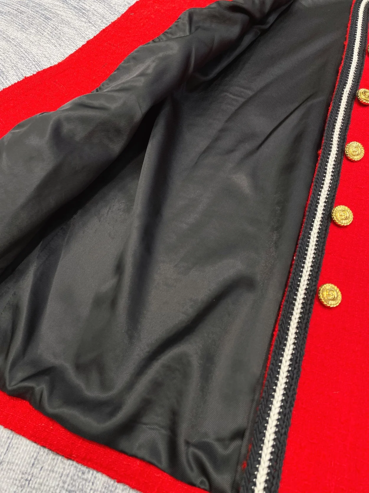 구찌 베스테 트위드 아베크 디테일 GG 가디건