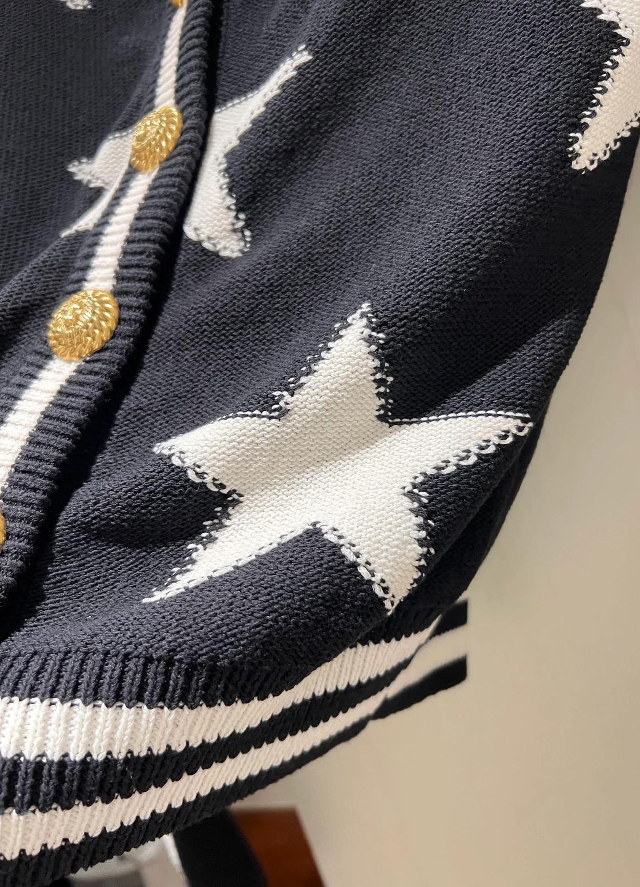 발망 블랙 코튼 블렌드 가디건